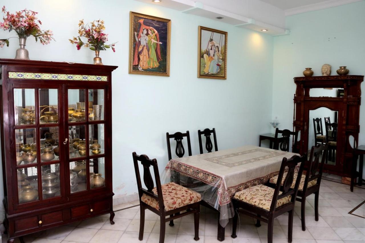 Hotel Karan Villas Kota  Bagian luar foto