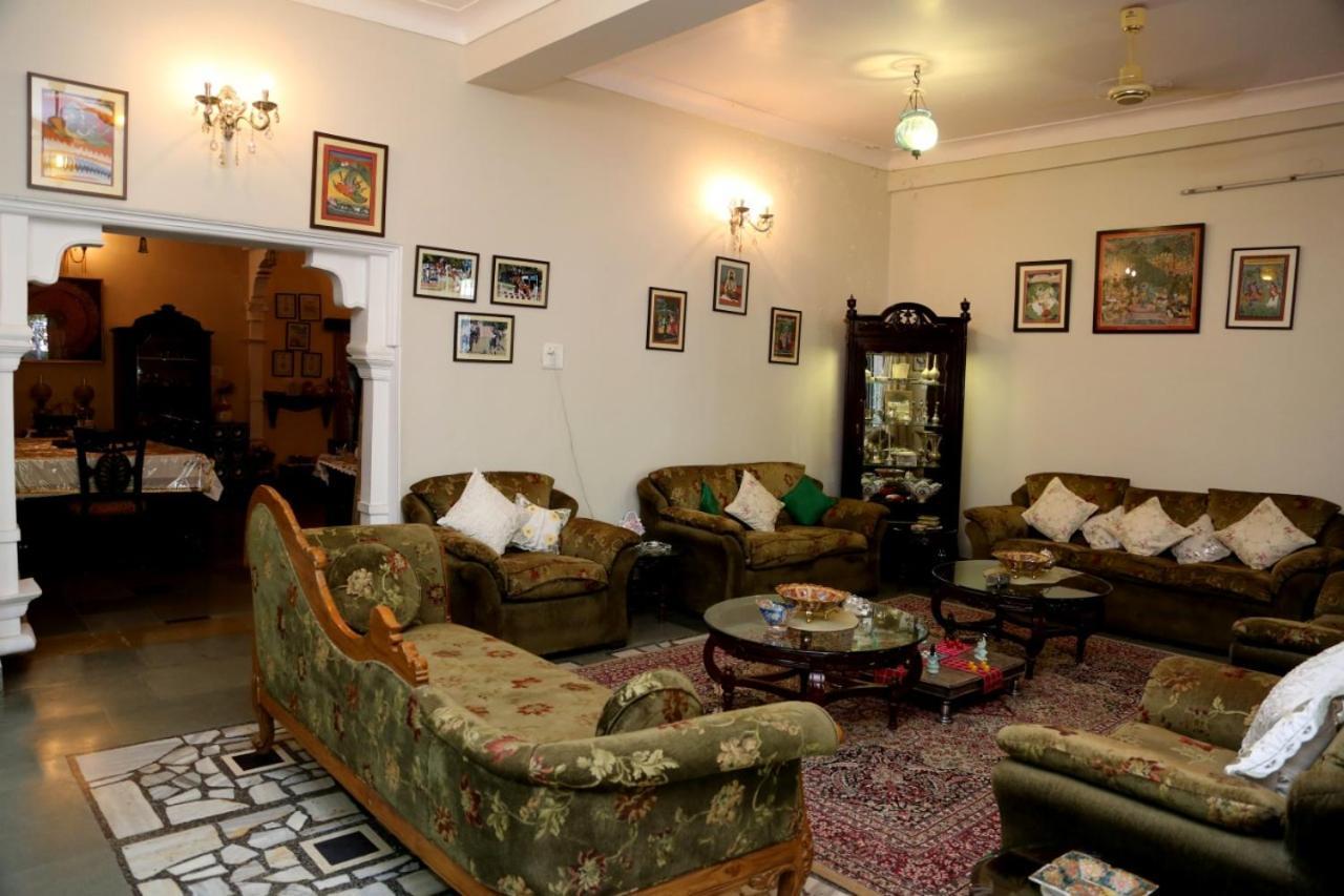 Hotel Karan Villas Kota  Bagian luar foto