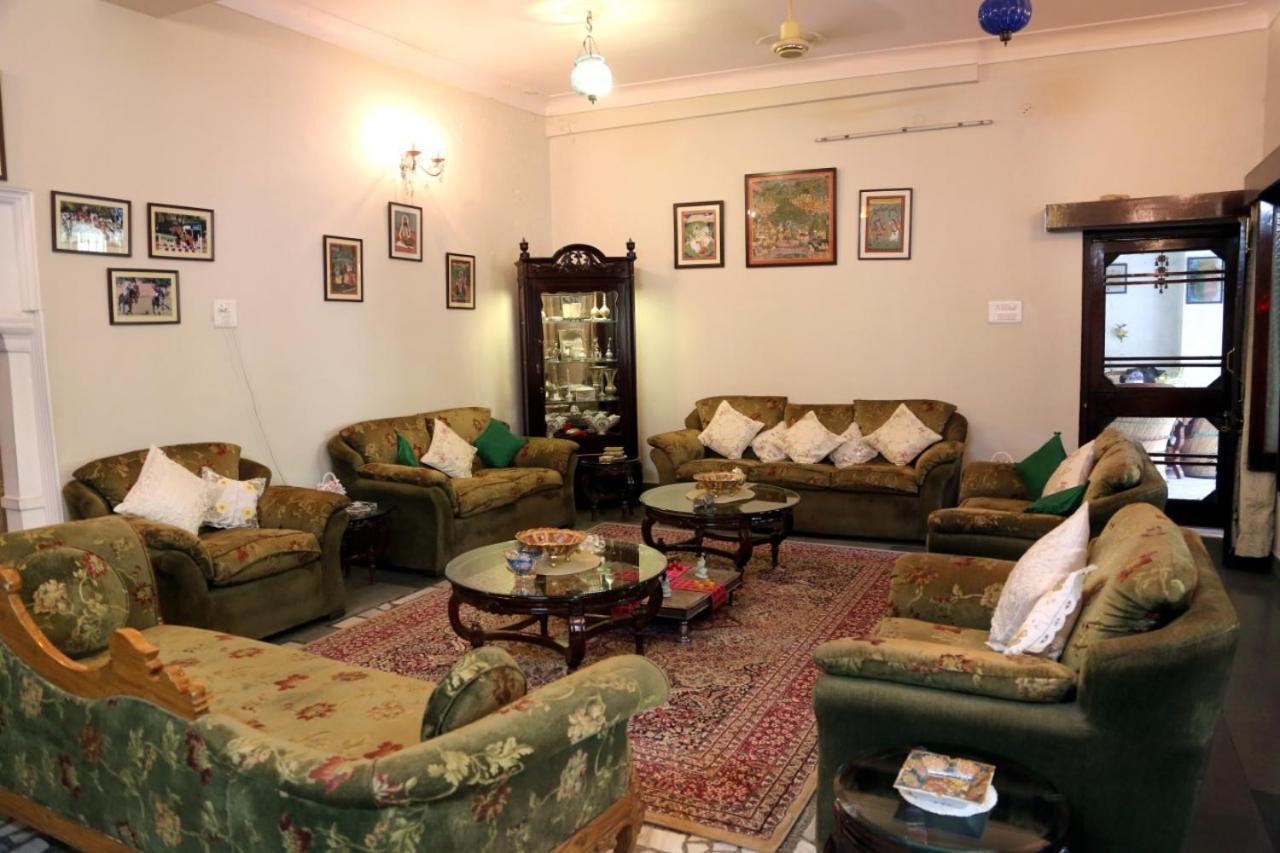 Hotel Karan Villas Kota  Bagian luar foto